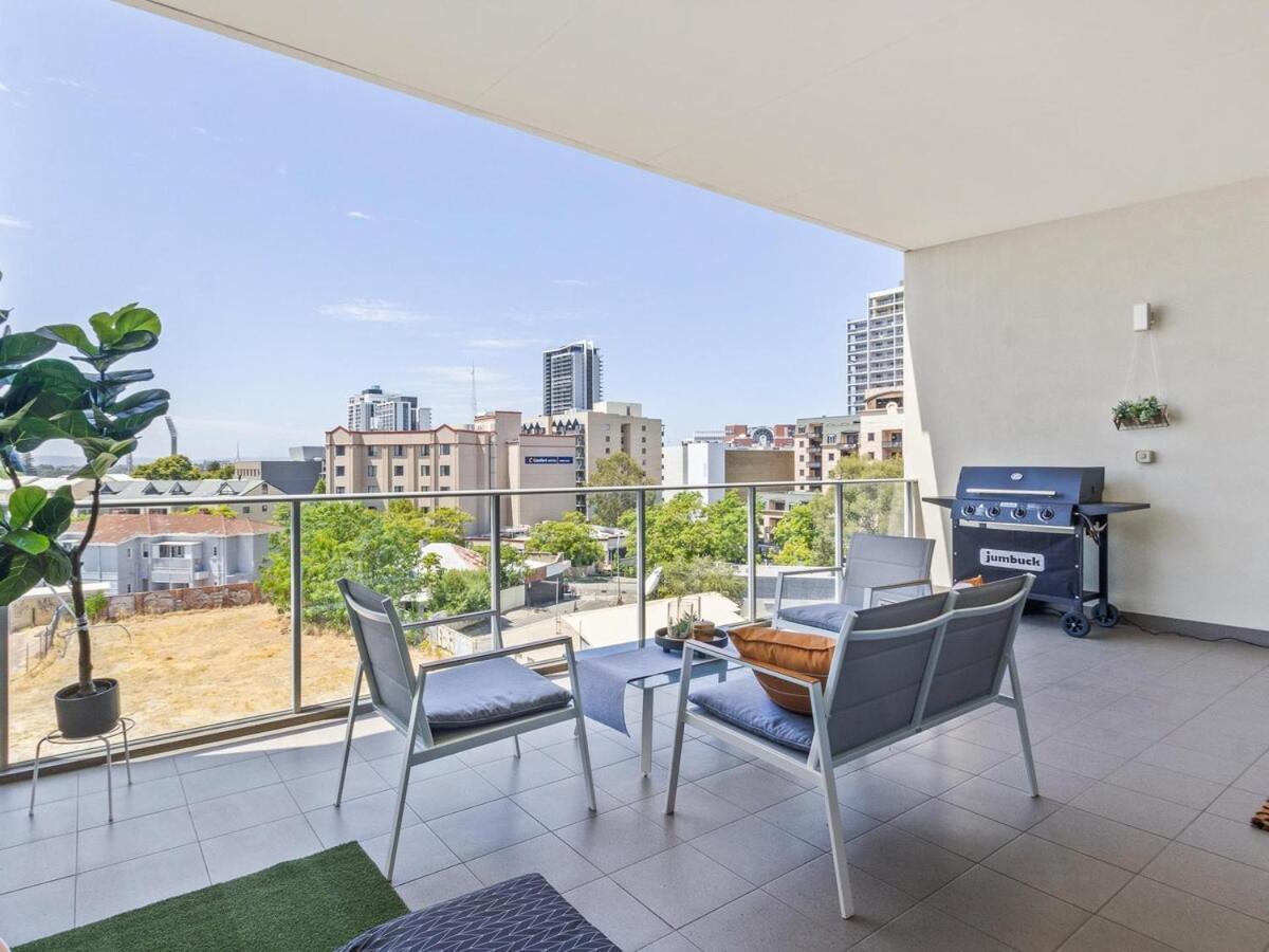 2Bdrm Skyline Views - Prime For River, Waca, Optus Stadium Perth Kültér fotó