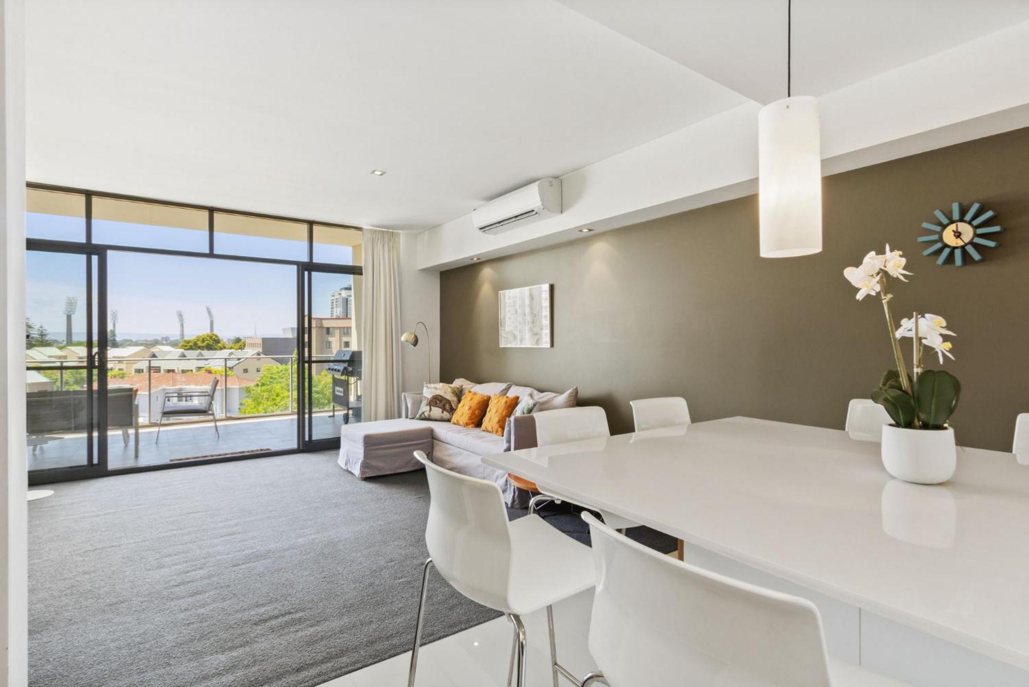 2Bdrm Skyline Views - Prime For River, Waca, Optus Stadium Perth Kültér fotó